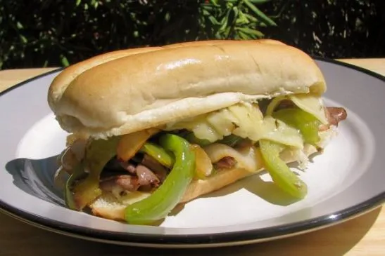 Philly Cheesesteak Sandwich (Authentisch)