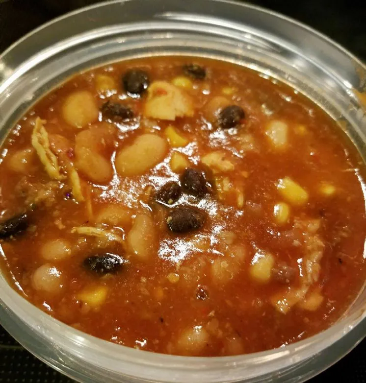 Hühnchen-Tortilla-Suppe