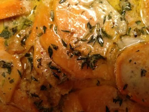 Almond Coconut Süßkartoffel-Auflauf (Gluten- und Laktosefrei)