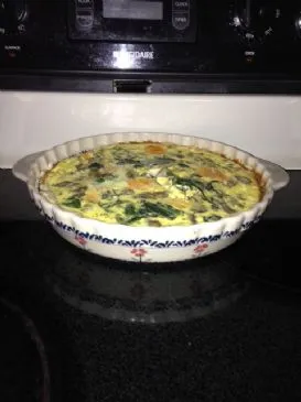 Pilz- und Spinat-Quiche zum Abendessen