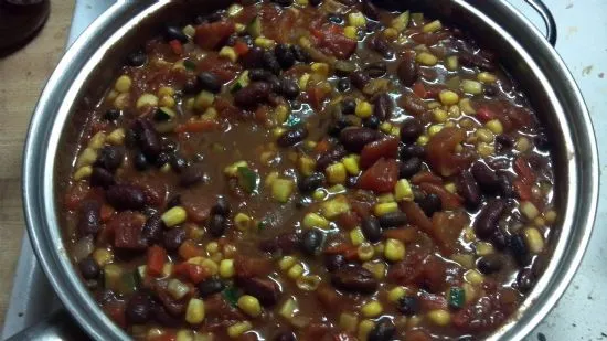 Vegetarisches Chili mit Gemüse