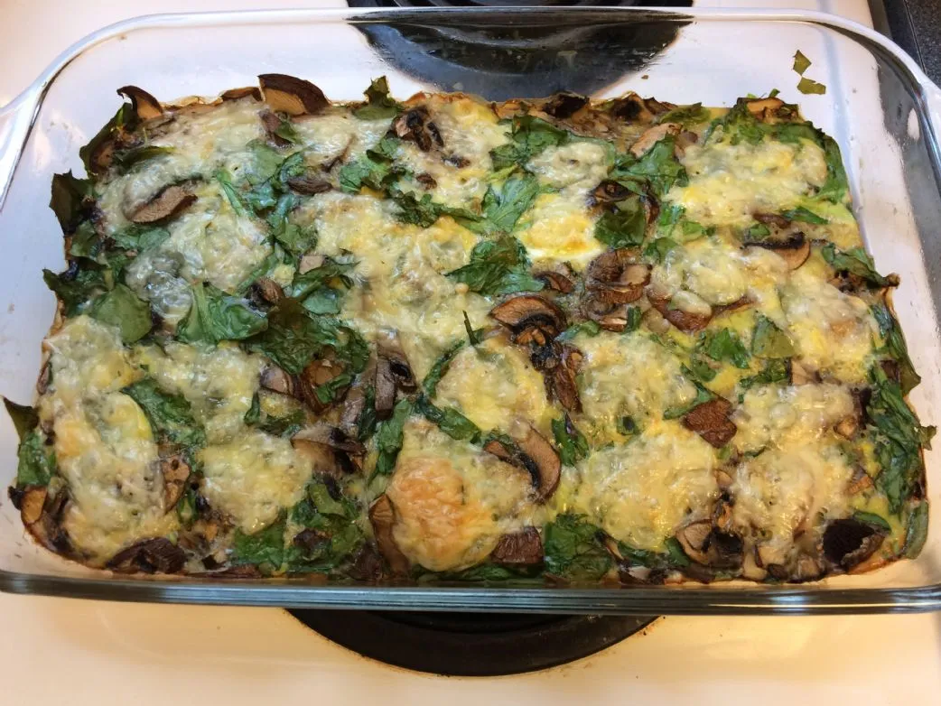 Frittata mit Spinat, Pilzen und Schweizer Käse