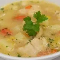 Tilapia- und Pilzsuppe