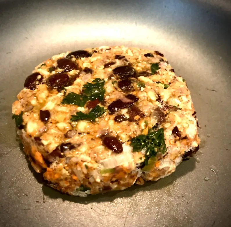 Saftige Gemüseburger mit Vollkorn