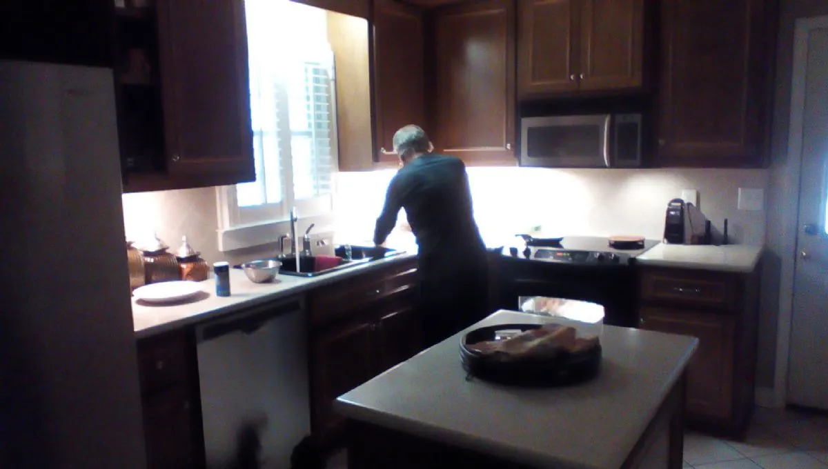 Einfaches Gemüsebrett mit Dip