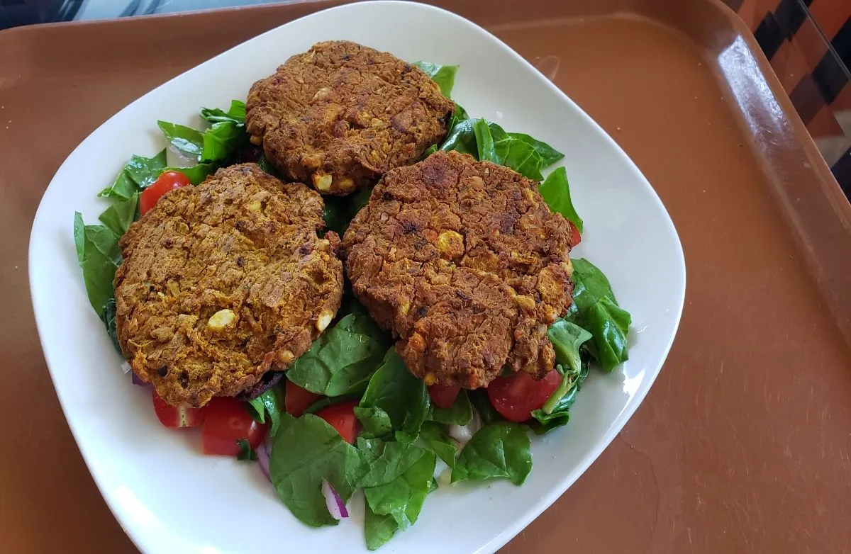 Kreuzkümmel Butternut-Kürbis Kichererbsen-Burger