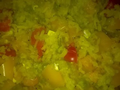 Paprika-Erbsen-Tofu-Pulao