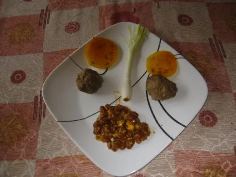 Gesunde gedämpfte Fleischbällchen