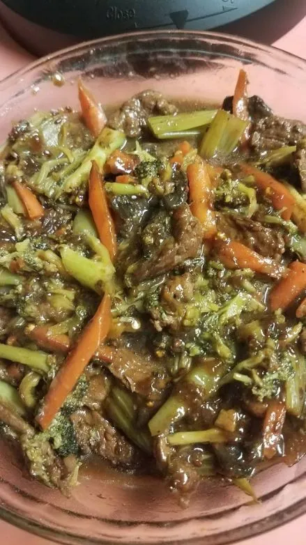 Whole30 Instant Pot Sesam-Rindfleisch & Gemüse