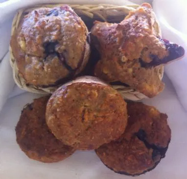 "Unterwegs" Frühstücks-Haferflocken-Muffins (ohne Zucker oder Öl)