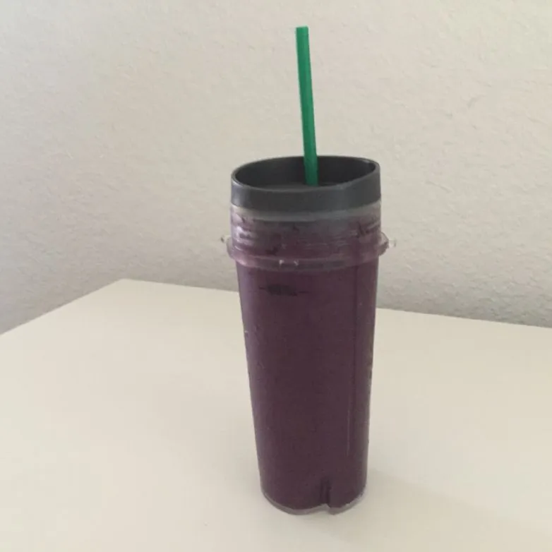 Milchfreier Beerensmoothie