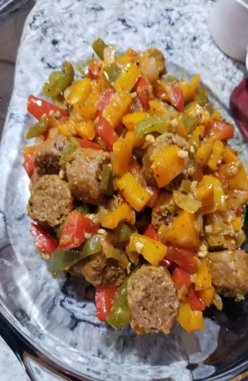 Beyond Meat Hot Italian Sausage und Paprika