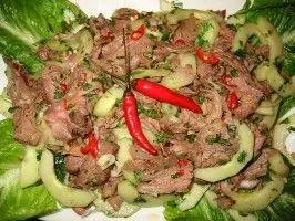 Yum Nua - Thai Rindfleischsalat