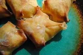 Gebackene Mini-Krabben-Rangoon