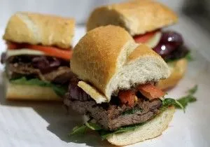 Mariniertes Skirt Steak Sandwich