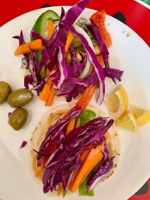 Kichererbsen-Pita-Wraps