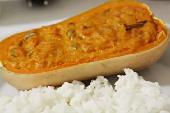 Gefüllter Butternusskürbis mit Kabeljau