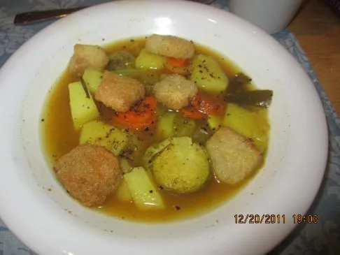 Nährende Gemüsesuppe