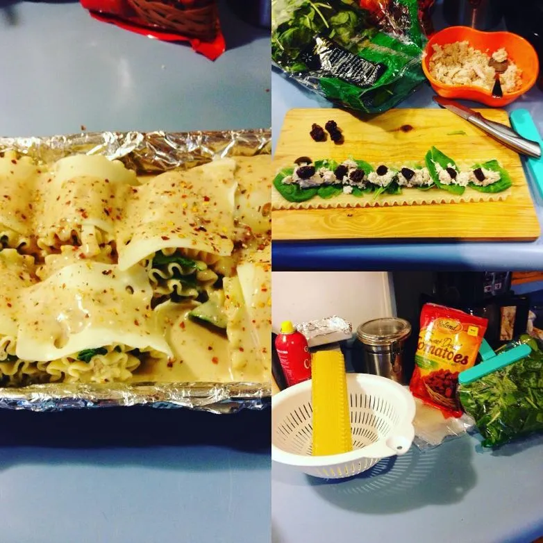 Hühnchen-Spinat-Röllchen in würziger Tomaten-Champignon-Sauce