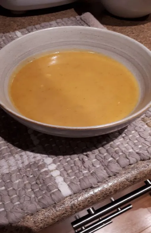 Kürbis-Curry-Suppe
