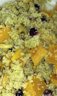 Butternut-Kürbis und Quinoa-Beilage