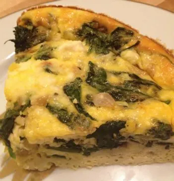 Griechische Krustenlose Quiche