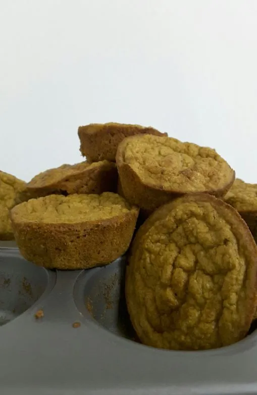 Glutenfreie Bananen-, Karotten- und Apfelmuffins