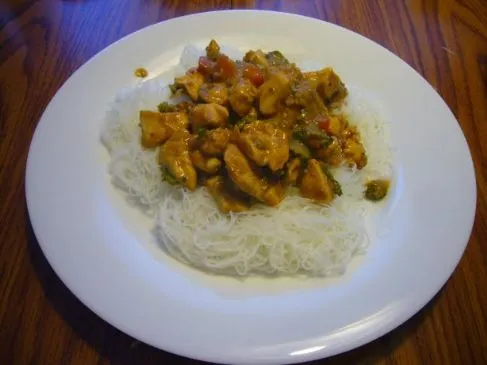 Thai-Hühnchen mit Erdnuss