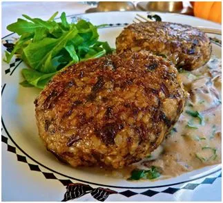 WILDREIS-KROKETTEN mit Pilzsauce