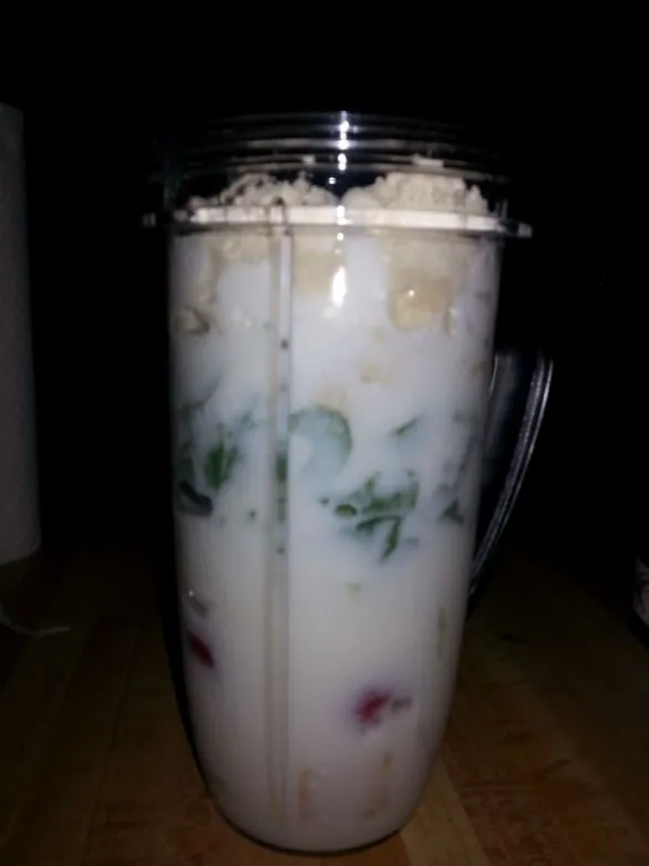 Grüner Smoothie - Spinat Sellerie Banane