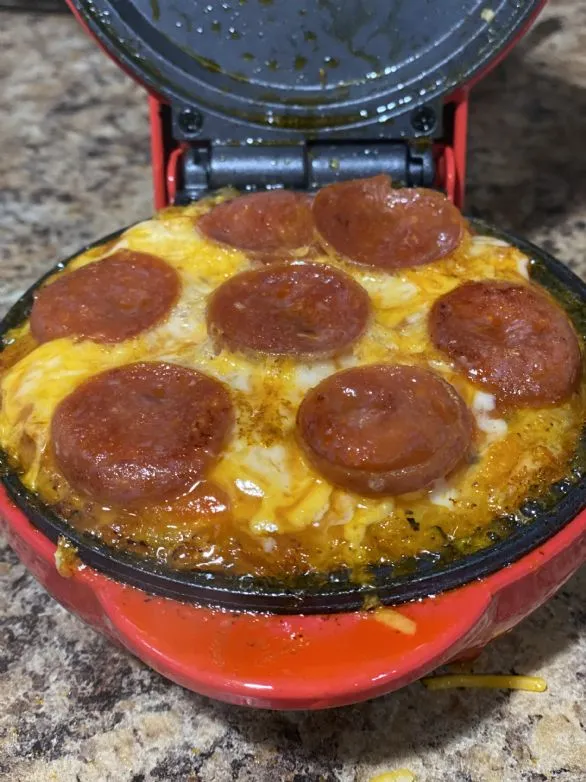 Lizzies Low Carb Chaffle Pizza
