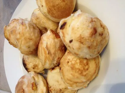 Ebleskivers mit Erdnussbutter und Marmelade