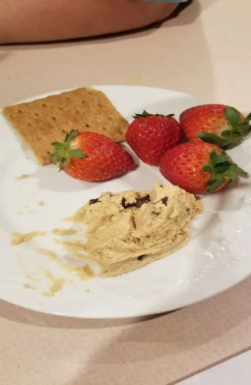 Erdnuss-Joghurt-Fluff