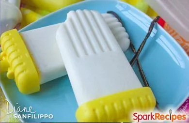 Vanille-Bohnen-Kokos-Eis am Stiel