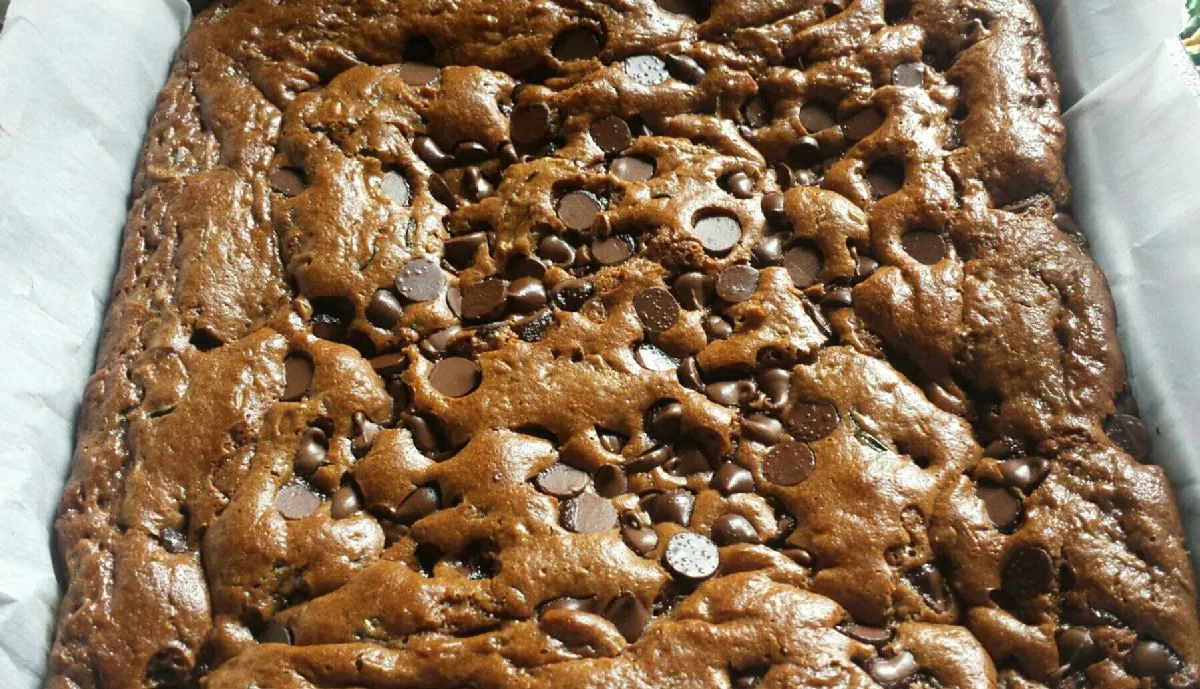 Mehlfreie Zucchini-Brownies