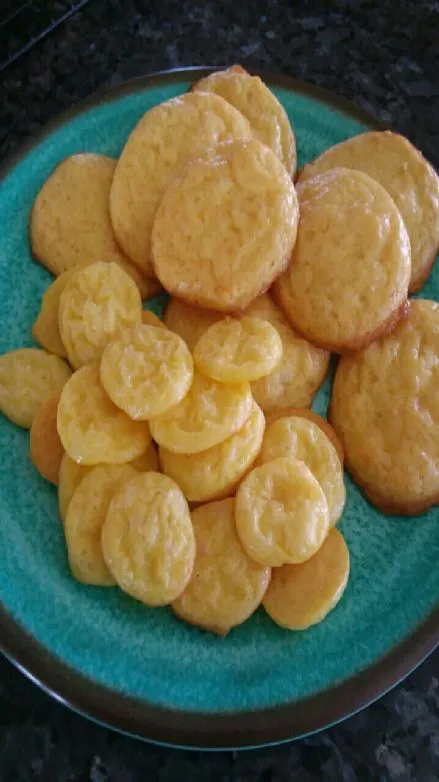 Keto-Ei- und Käsebissen