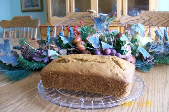 Bananen-Apfelmus-Nussbrot