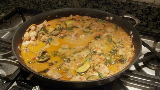 Thai-Schweinefleisch- und Ananas-Curry