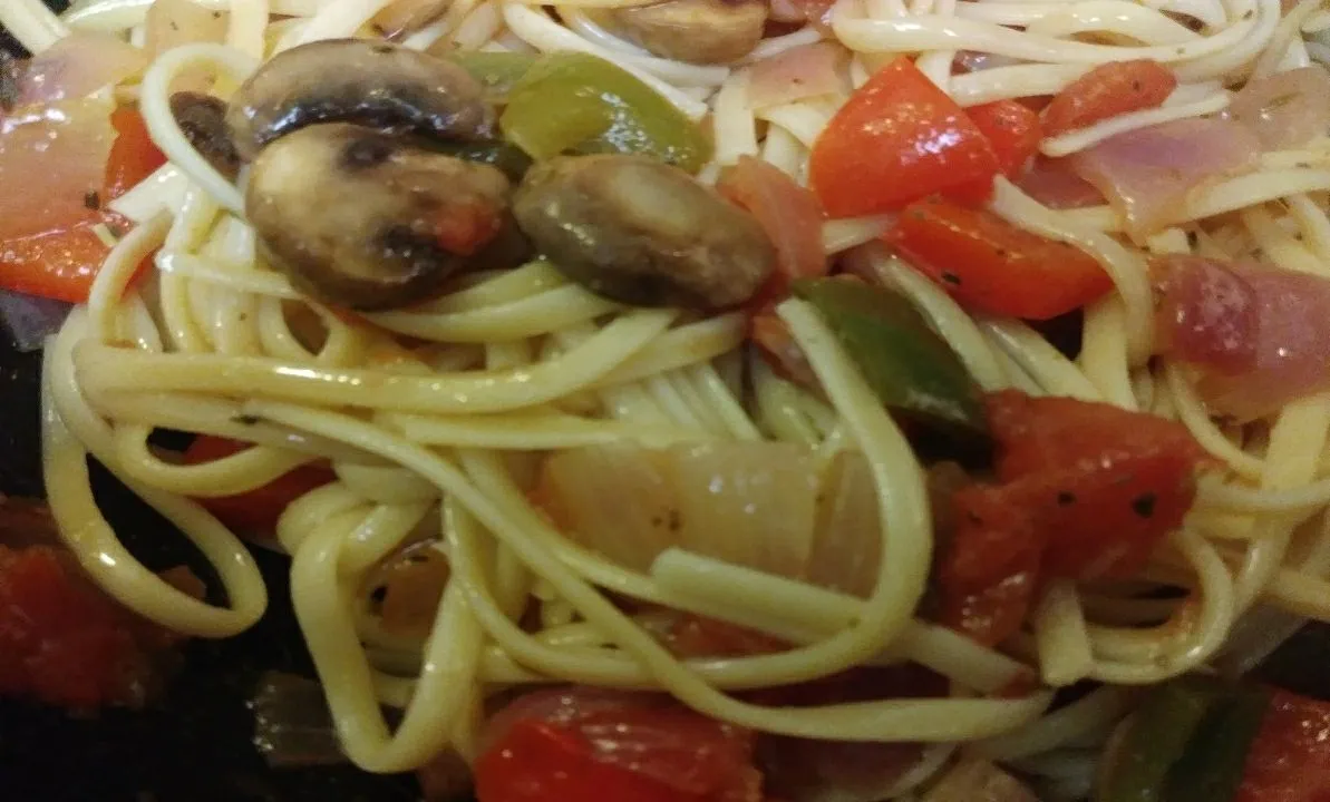 Italienische Gemüse-Linguine