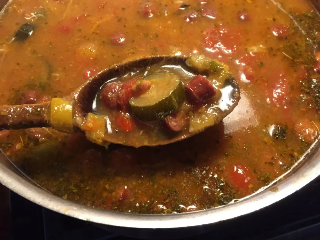 GastriKates Sommergemüse mit Bohnen und kleinen Würstchen