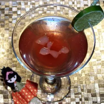 Exotischer Brombeer-Limetten-Gingerini (Mocktail)