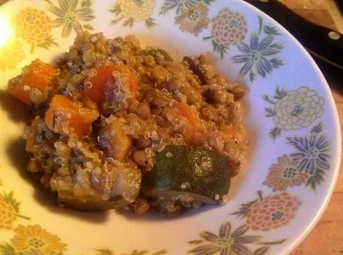 Linsen-Quinoa-Gemüse-Chili