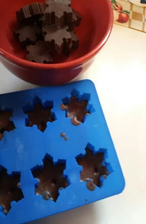 Schokoladen-Erdnussbutter "Fat Bombs"