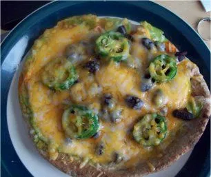 Mexikanische Pita-Pizza mit Guacamole