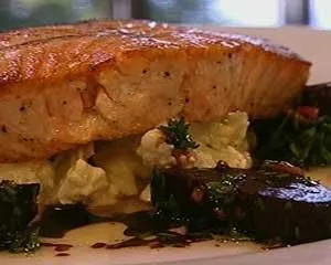 Lachs mit Rote Bete und Blumenkohl
