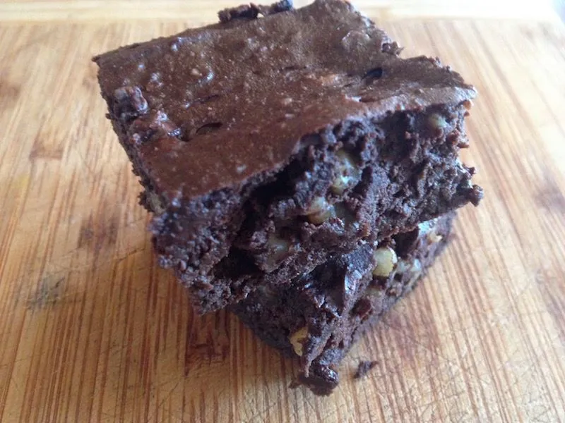 Schokoladen-Avocado-Brownies