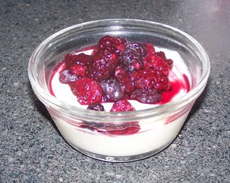 Befriedigendes Beerendessert