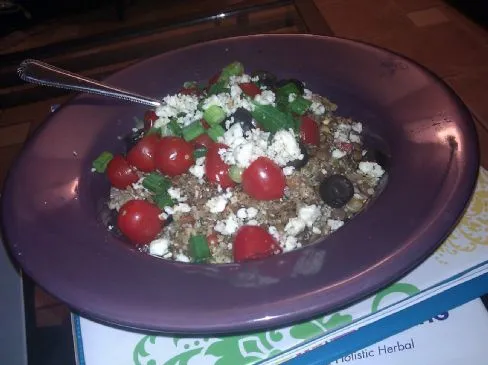 Griechische Linsen und Quinoa
