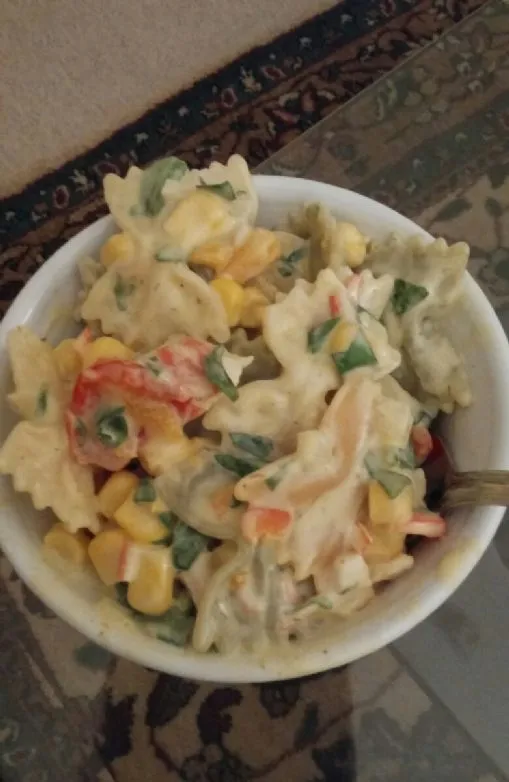 Krabbensalat mit Pasta