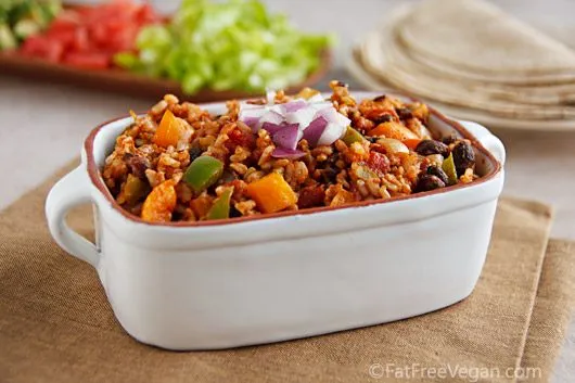 Spanischer Reis mit schwarzen Bohnen